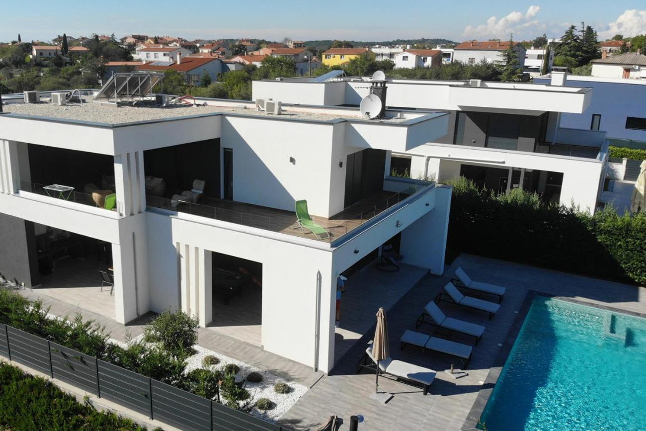 Villa Ula In Pula With Heated Pool And Sauna Ngoại thất bức ảnh
